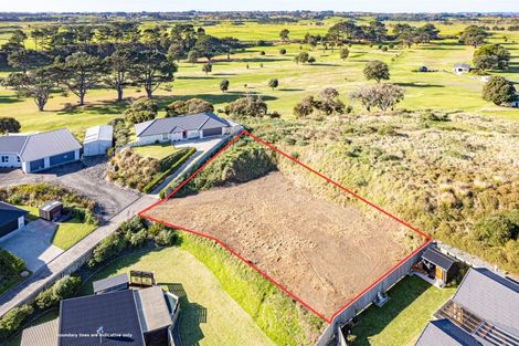 Photo of property in 39 Golf Vue Place, Castlecliff, Wanganui, 4501