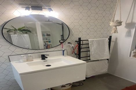 Photo of property in 23/2 Onslow Road, Khandallah, Wellington, 6035