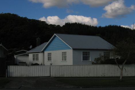 Photo of property in 34 Meremere Street, Wainuiomata, Lower Hutt, 5014