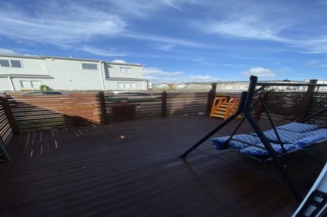 Photo of property in 11 Divide Loop, Takanini, 2112