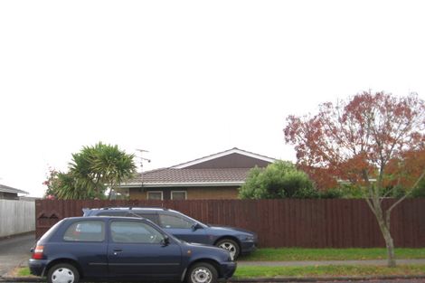 Photo of property in 2/172 Pigeon Mountain Road, Half Moon Bay, Auckland, 2012