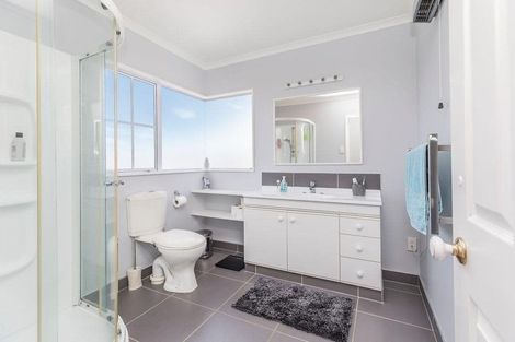 Photo of property in 153 Westchester Drive, Churton Park, Wellington, 6037