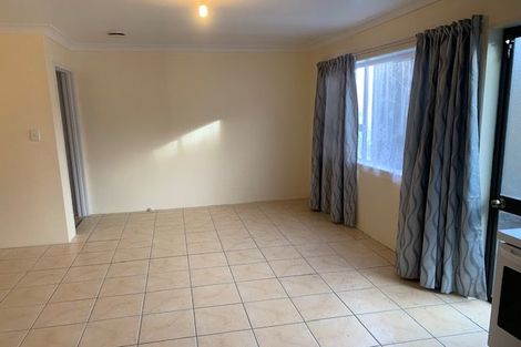 Photo of property in 33a Springs Road, Parakai, 0830