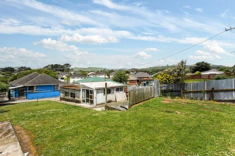 Photo of property in 15 Maher Place, Ranui, Porirua, 5024