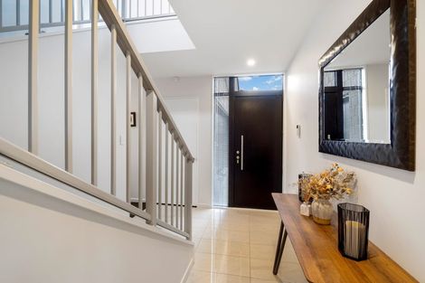 Photo of property in 19 Tangy Loch Lane, Broomfield, Christchurch, 8042