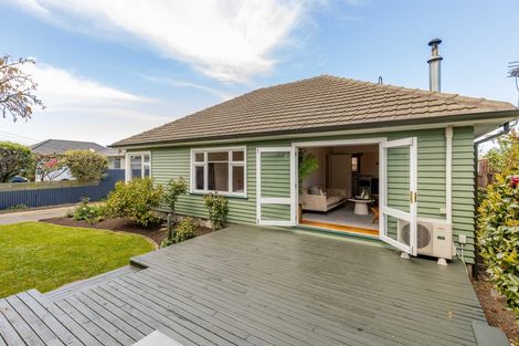 Photo of property in 54 Glenfield Crescent, Mairehau, Christchurch, 8052