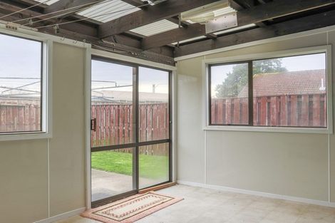 Photo of property in 18 Tawhara Place, Edgecumbe, 3120