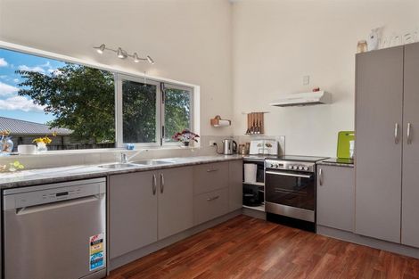 Photo of property in 24a Fairview Place, Te Puke, 3119