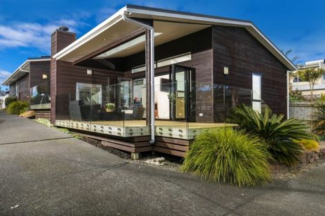 Photo of property in 151 Arran Road, Browns Bay, Auckland, 0630