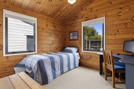 Photo of property in 19 Links View Drive, Omokoroa, 3114