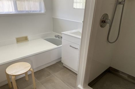 Photo of property in 10b Page Place, Hamilton East, Hamilton, 3216