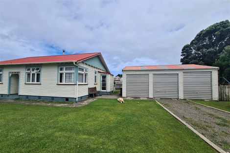 Photo of property in 10 Tennyson Street, Opunake, 4616