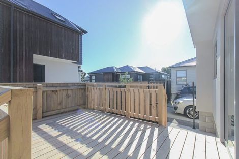 Photo of property in 144b Cuba Street, Petone, Lower Hutt, 5012
