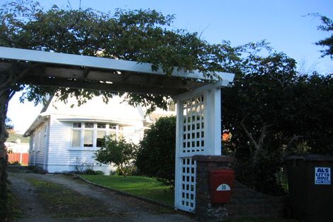 Photo of property in 30 Totara Crescent, Woburn, Lower Hutt, 5010