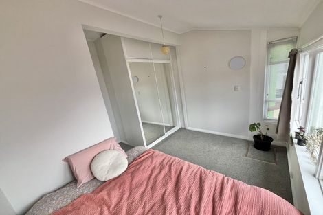 Photo of property in 186 Oriental Parade, Oriental Bay, Wellington, 6011