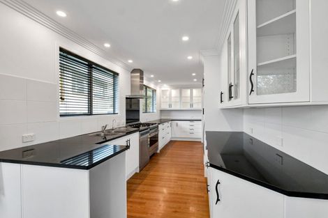 Photo of property in 7 Rennell Street, Frankleigh Park, New Plymouth, 4310