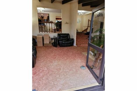 Photo of property in 1 Paulownia Place, Totara Heights, Auckland, 2105