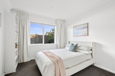 Photo of property in 8 Richards Street, Cambridge, 3434