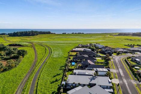 Photo of property in 9a Dolphin Parade, Bell Block, New Plymouth, 4312