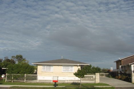 Photo of property in 11 Cascades Road, Pakuranga Heights, Auckland, 2010