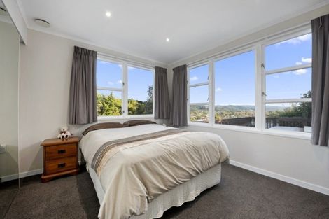 Photo of property in 21 Sunnyview Drive, Brown Owl, Upper Hutt, 5018