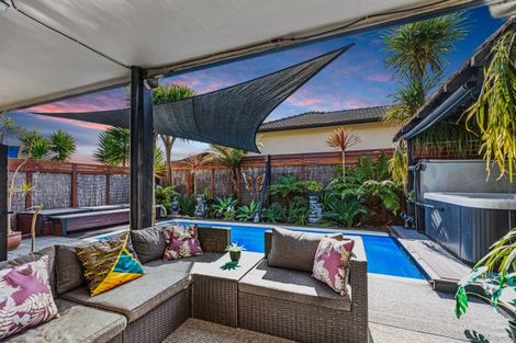 Photo of property in 66 Village Park Drive, Welcome Bay, Tauranga, 3112