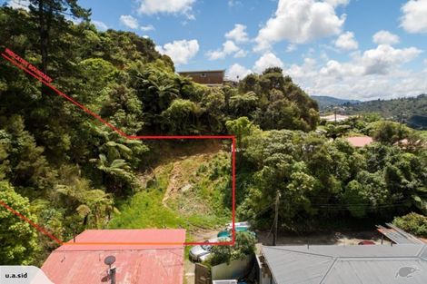 Photo of property in 11 Gribble Grove, Stokes Valley, Lower Hutt, 5019