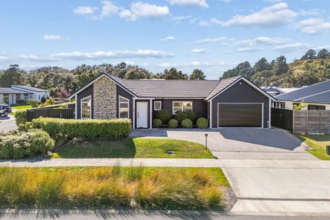 Photo of property in 22 Hopkirk Avenue, Wallaceville, Upper Hutt, 5018