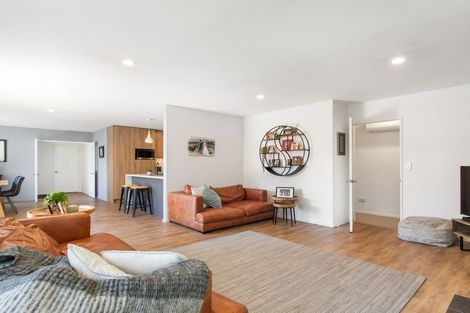 Photo of property in 53 Grimseys Road, Redwood, Christchurch, 8051