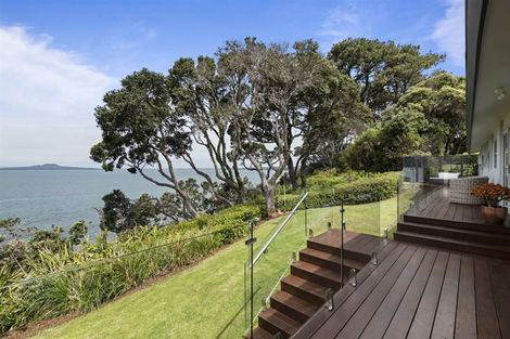 Photo of property in 24 Tui Street, Torbay, Auckland, 0630