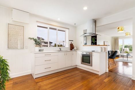 Photo of property in 40 Vancouver Crescent, Wainoni, Christchurch, 8061