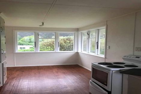 Photo of property in 141 Castor Crescent, Cannons Creek, Porirua, 5024