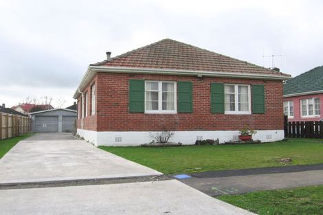Photo of property in 35 Rangiora Avenue, Roslyn, Palmerston North, 4414