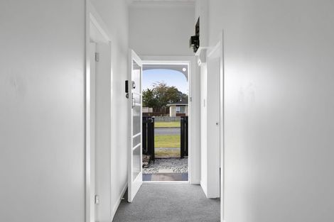 Photo of property in 22 Seyton Street, Stratford, 4332