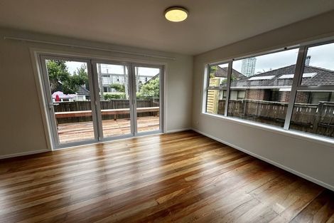 Photo of property in 2/8 Campbell Road, Takapuna, Auckland, 0622