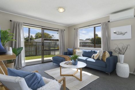 Photo of property in 1 Karaka Road, Otumoetai, Tauranga, 3110