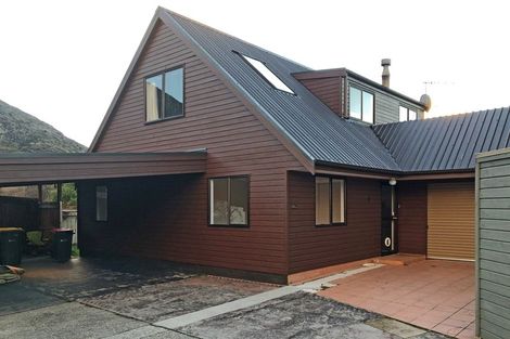 Photo of property in 32b Remarkables Crescent, Frankton, Queenstown, 9300