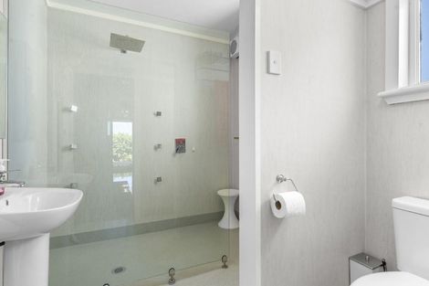 Photo of property in 30a Pohutukawa Place, Bell Block, New Plymouth, 4312