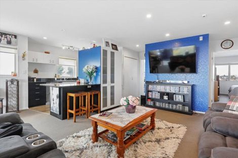Photo of property in 1086 Papamoa Beach Road, Papamoa Beach, Papamoa, 3118