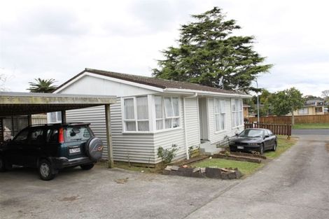 Photo of property in 10 Lane Road, Weymouth, Auckland, 2103