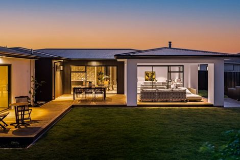 Photo of property in 19 Frank Ernest Crescent, Prebbleton, 7676