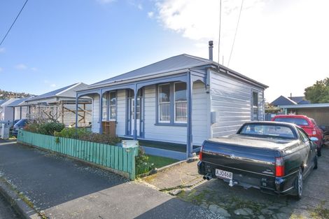 Photo of property in 32 Richmond Street, Forbury, Dunedin, 9012