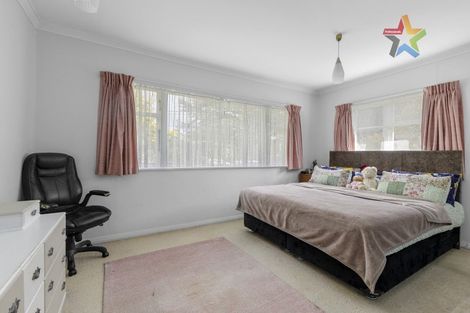 Photo of property in 65 Glen Road, Stokes Valley, Lower Hutt, 5019