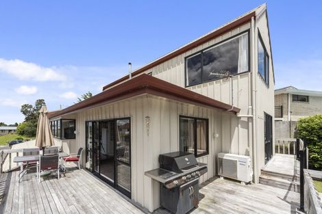 Photo of property in 27 Northview Lane, Nawton, Hamilton, 3200