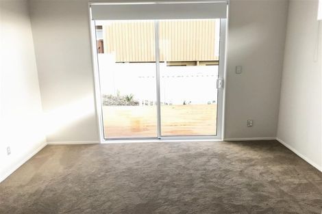 Photo of property in 6c Seaview Road, Milford, Auckland, 0620