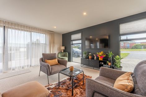 Photo of property in 22 Charles Street, Weston, Oamaru, 9401