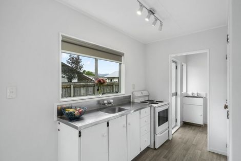Photo of property in 9a Kebbell Avenue, Levin, 5510