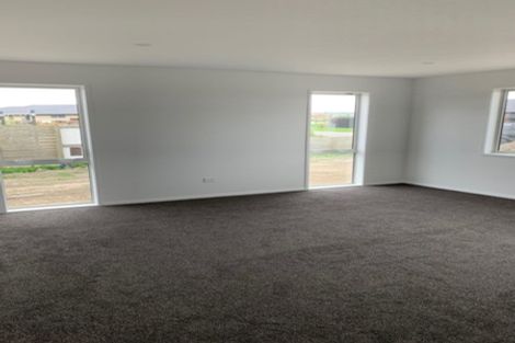 Photo of property in 52 Watkins Drive, Rangiora, 7400