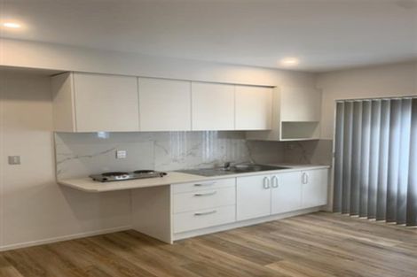Photo of property in 32 Lime Hill Rise, Flat Bush, Auckland, 2019