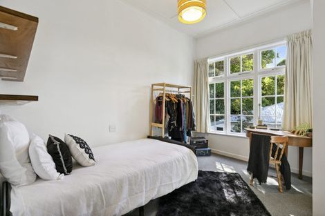 Photo of property in 80 Glenmore Street, Northland, Wellington, 6012